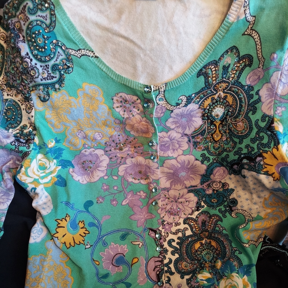 ECI NYCardigan Boutique Find. Blue Rhinestone Buttons Fantastic Bling Beads med